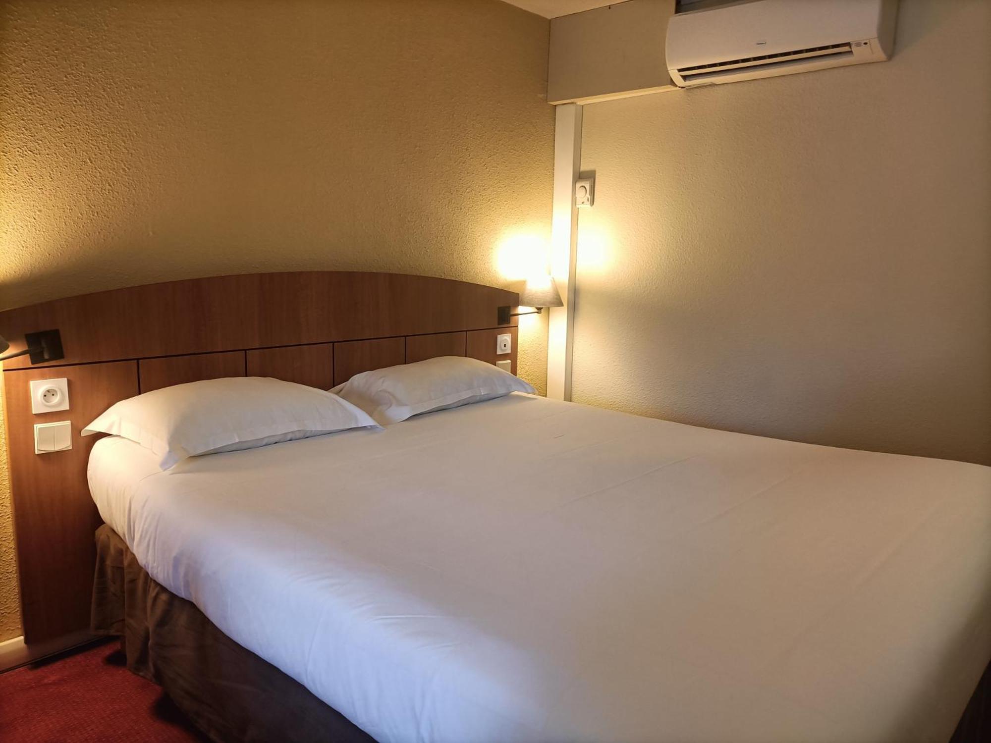 Kyriad Geneve St-Genis-Pouilly Saint-Genis-Pouilly Ngoại thất bức ảnh